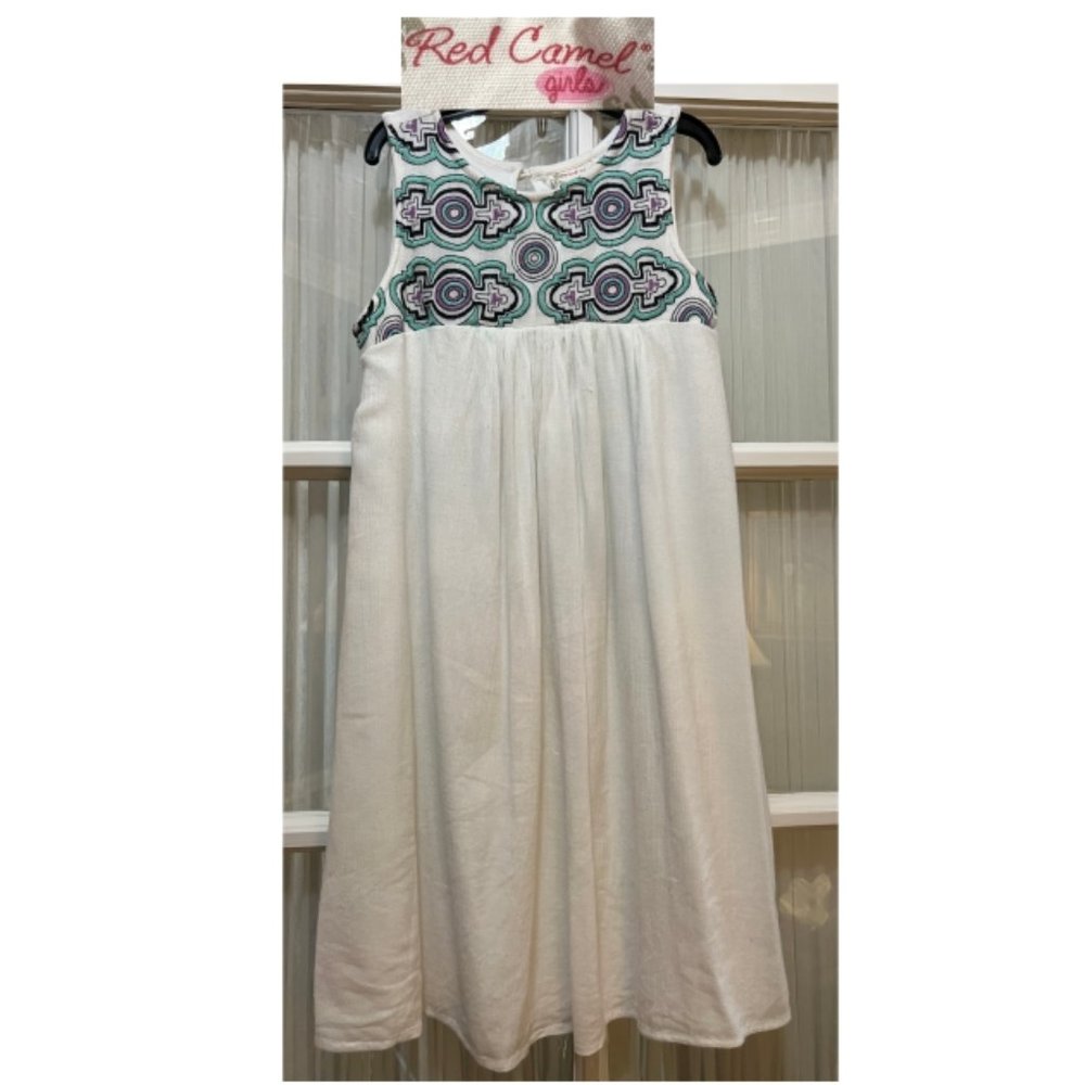 Red Camel sleeveless dress; girls' size L